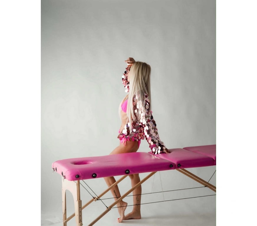 Escorts West Midlands Birmingham - Photos for Massage Girl candy