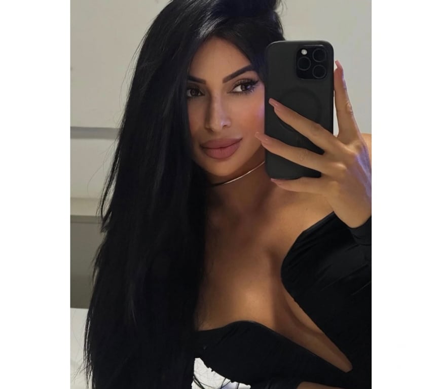Escorts Hertfordshire Watford - Photos for 🔥 STUNNING & FRIENDLY PARTY GIRL 🔥