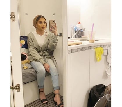 Escorts Bradford City Centre Bradford - Photos for 🧕 POOJA! 100%real pic! no rush service ! party ! owo 👄