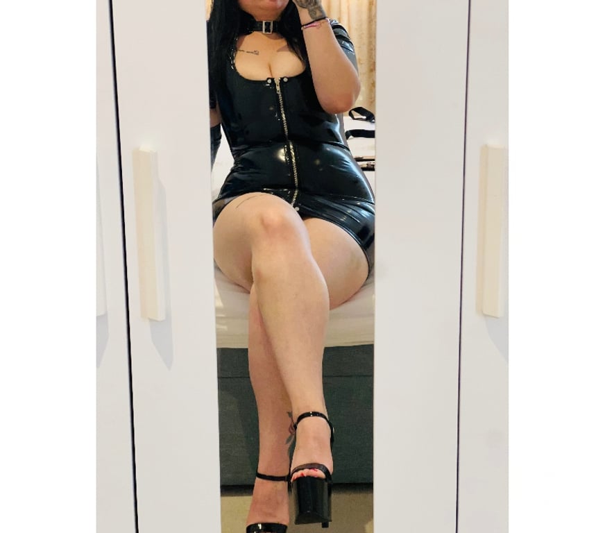 Escorts Hertfordshire St. Albans - Photos for Full Party💯Strap on😘Toys🙈NO RUSH🍾Luxury😋