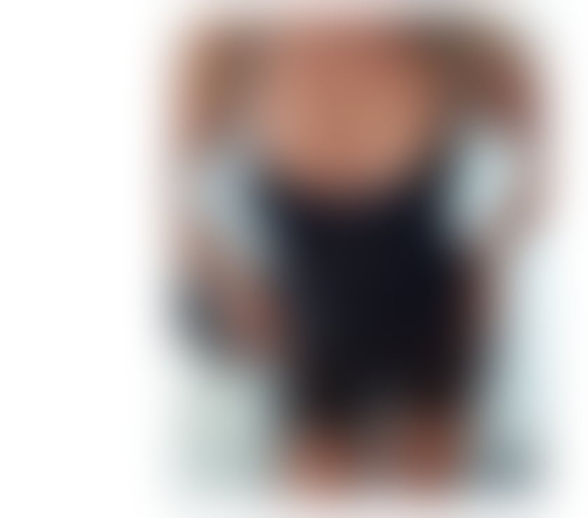 Escorts Hampshire Rushmoor - Photos for Massage and Strap-on