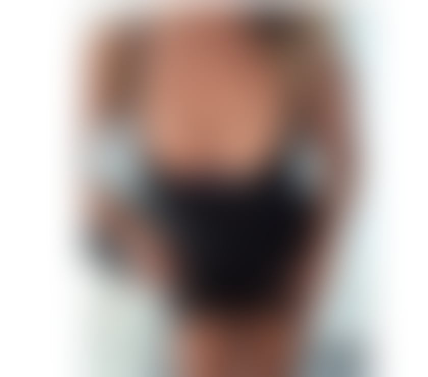 Escorts Hampshire Rushmoor - Photos for Massage and Strap-on