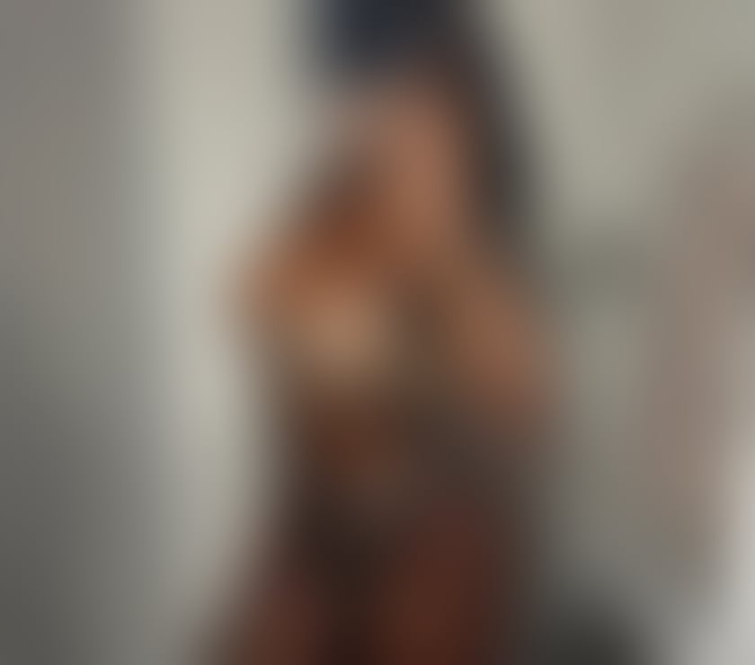 Escorts Bedfordshire Luton - Photos for BEAUTIFUL BRUNETTE 🍎KAROL🍎🍎🍩