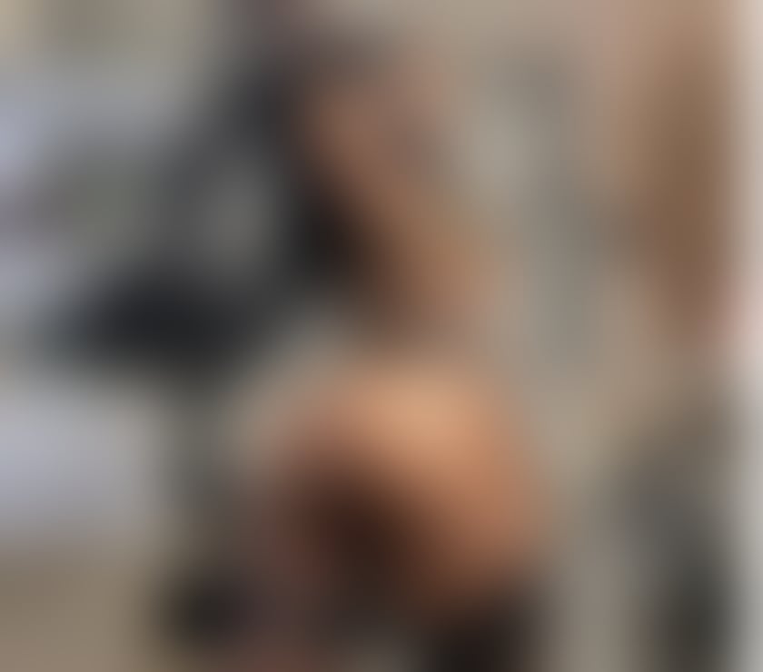 Escorts Bedfordshire Luton - Photos for BEAUTIFUL BRUNETTE 🍎KAROL🍎🍎🍩