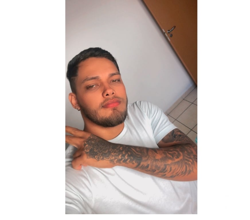  Gay massage Reading Reading Town Centre - Reading - Photos for 😈 HENRIQUE BRAZILIA HOT 🥵 😈
