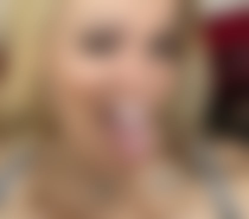 Trans Escorts Brentwood Station Brentwood - Photos for The bast CAROLLINE