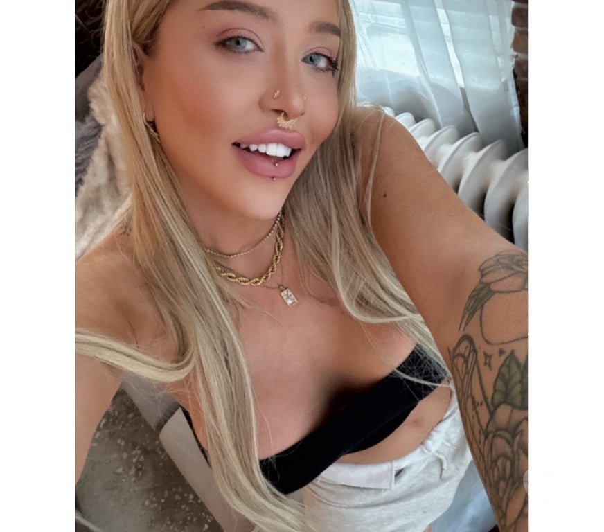 Trans Escorts West Midlands Birmingham - Photos for ❤️Naughty party with me🩷BOMB t hot girl in your city