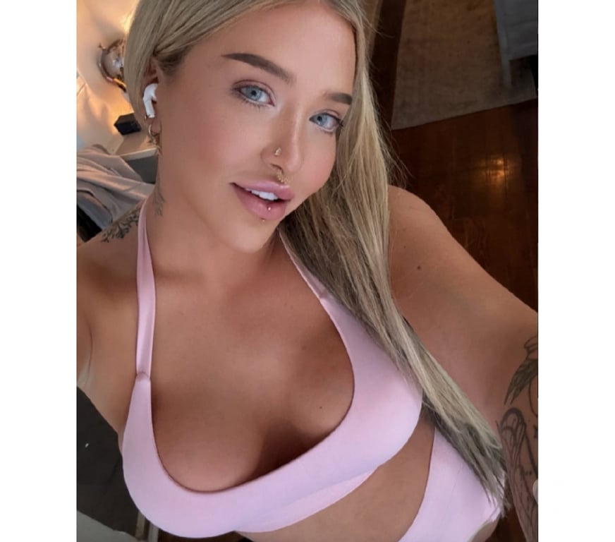 Trans Escorts West Midlands Birmingham - Photos for ❤️Naughty party with me🩷BOMB t hot girl in your city