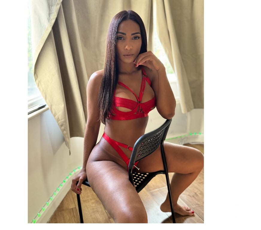 Escorts East London Highams Park Station - East London - Photos for Karol 😋 Secret charm 🔥