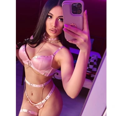 Escorts Brighton City Centre Brighton - Photos for ☎️Unforgettable Moments Queen of party🥳OUTCALL☎️
