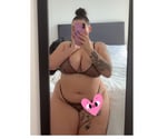 British curvy Lillie