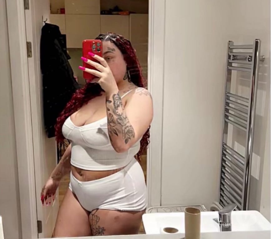Escorts East London Stratford - East London - Photos for British curvy Jodie