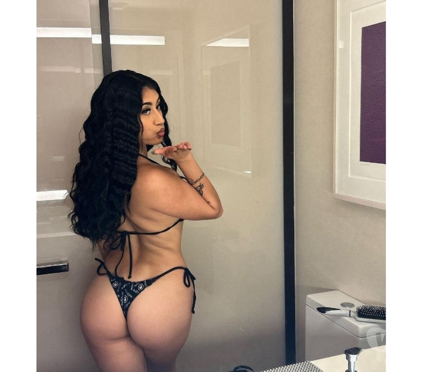 Escorts East London Seven Kings - East London - Photos for Camila 💃 Brazilian 22 - Seven Kings