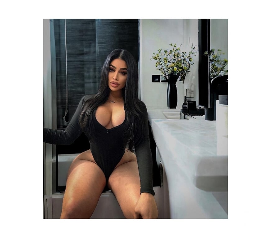 Escorts East London Redbridge - Photos for Ximena 💜 Ecuadorian 24 - Seven Kings Station