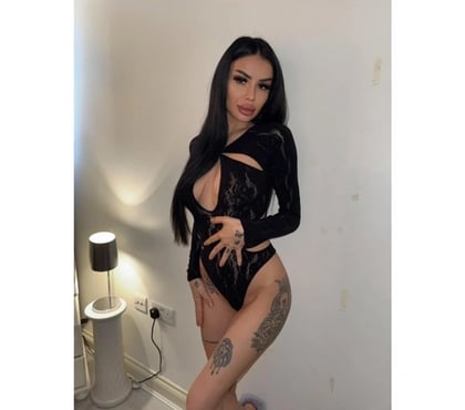  Escorts Cheltenham Town Centre Cheltenham - Photos for outcall ❤️ party 🎉 🍹sexy brunette ‼️