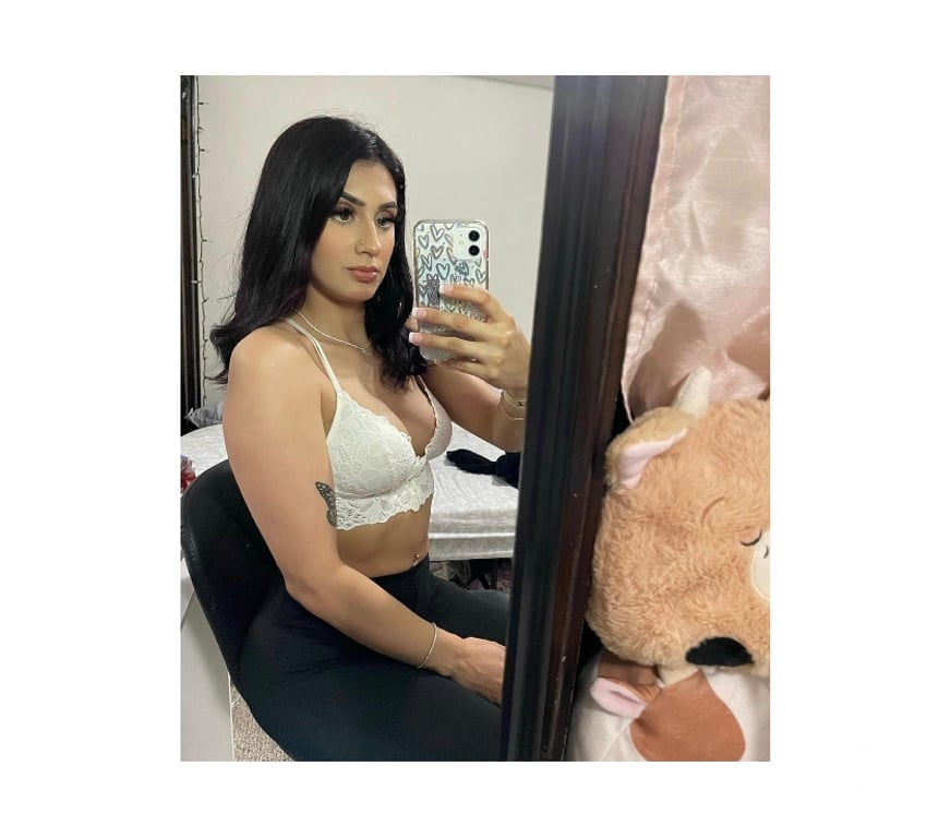 Escorts East London Redbridge - Photos for Juliana 🦋 Colombian 23 - Barkingside