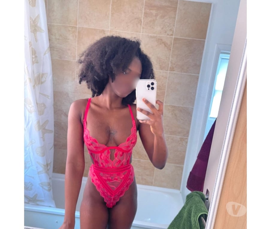 Escorts Greater Manchester Manchester - Photos for Equal Parts Tease and Temptation