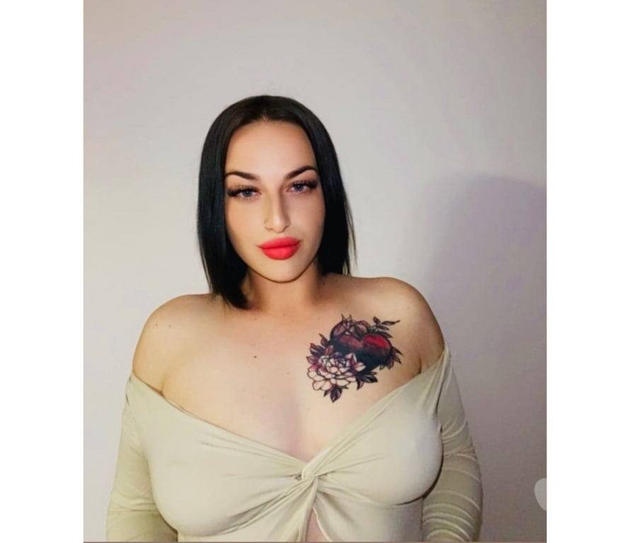 Escorts Leicestershire Leicester - Photos for Hi I’m Iris now in town🥰