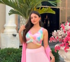 Beautiful indian girl offer you Escorts and massages