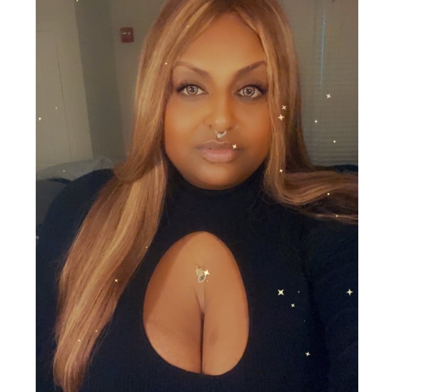  Gay massage Somerset Glastonbury - Somerset - Photos for Brown curvy exotic fem transwoman outcalls only 