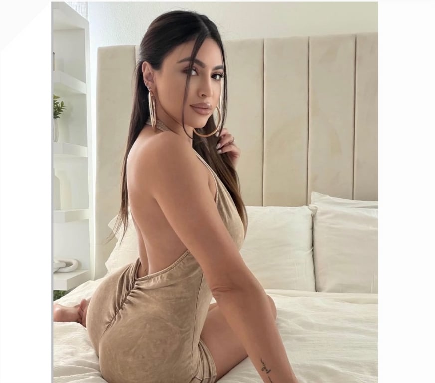 Escorts East London Aldgate East - East London - Photos for BIA IRRESISTIBLE, ATTRACTIVE BRAZILIAN, REAL PHOTOS 💋