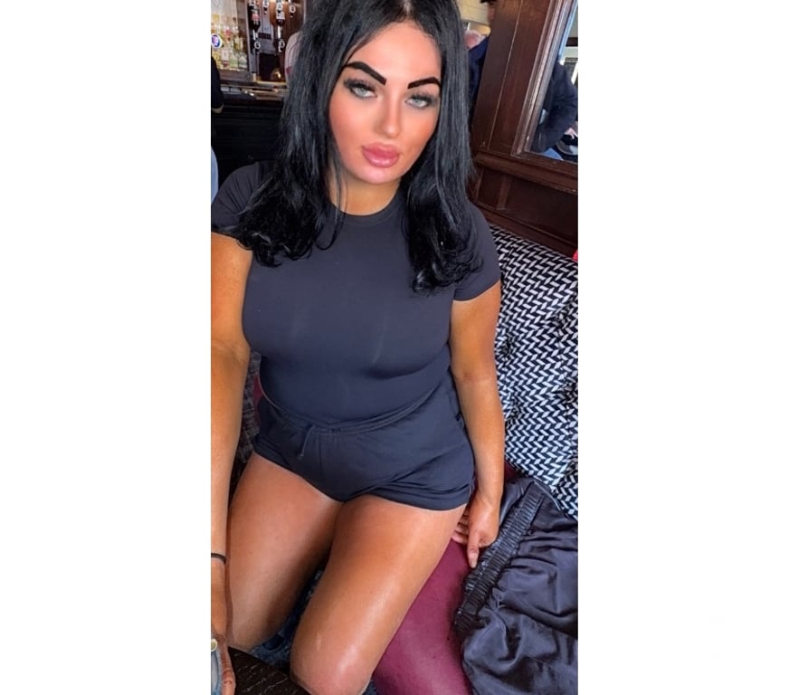 Trans Escorts West London Hanwell - West London - Photos for Irish trans girl in Perivale Ealing
