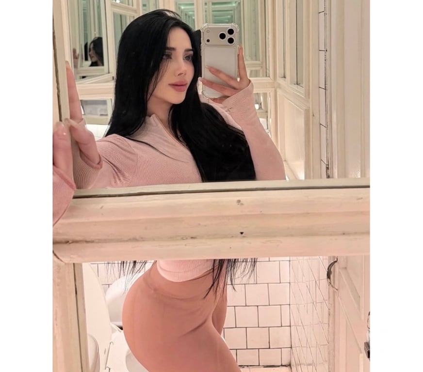 Escorts West London Acton - West London - Photos for SEXY, ATTRACTIVE AND DELICIOUSLY IRRESISTIBLE 😈🔥
