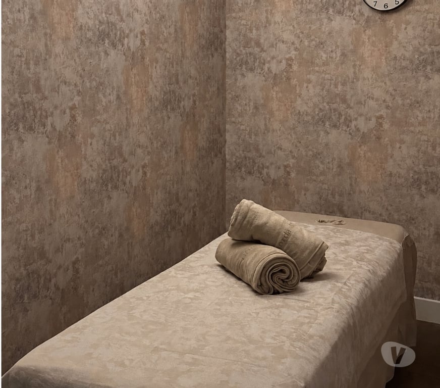Full body massage North West London Hendon Central - North West London - Photos for NW4 Hendon Central Station New Massage Shop