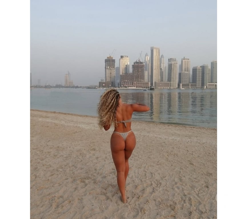 Escorts Surrey Runnymede - Photos for Tantric massage , Dip tissue with Laura