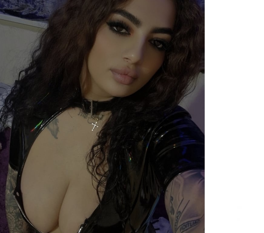 Escorts Ealing Southall - Ealing - Photos for 🔞 BEST OWO GFE PARY GIRL OUTCALL ONLY