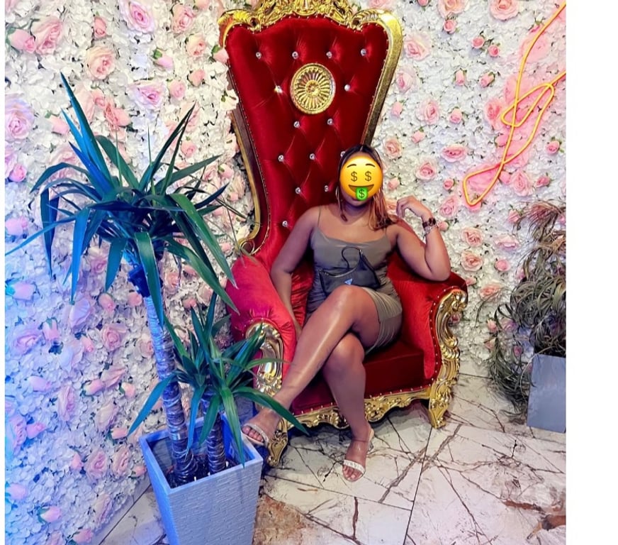 Adult Entertainment East London London City Airport - DLR Station - East London - Photos for 👸🏽Dominant Taboo Ebony Mistress for Subs🙇‍♂️