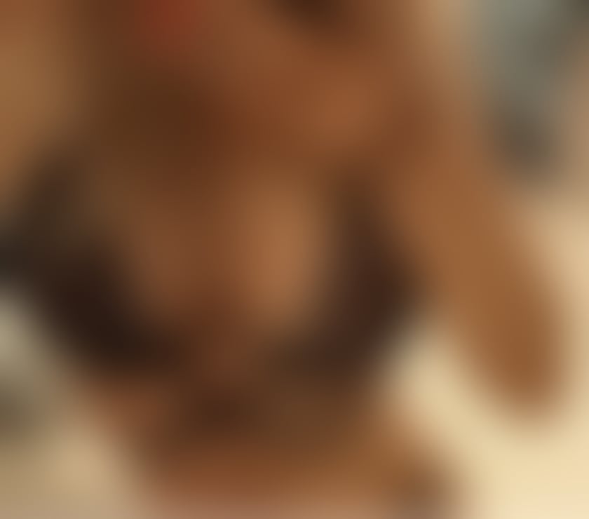 Escorts Cheshire East Crewe - Cheshire East - Photos for Hi here big boobs big ass with No extra services