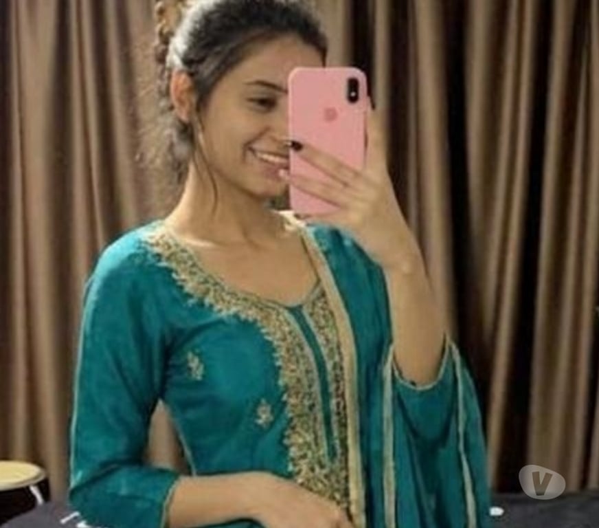 Escorts East London Redbridge - Photos for I am Sapna kaur and available in Redbridge.