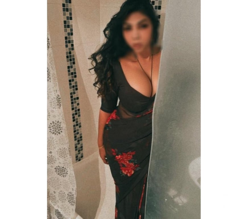 Escorts Glasgow Glasgow City Centre - Glasgow - Photos for ANISHA SOUTH INDIAN TAMIL STUNNING GIRL NEW IN GLASGOW