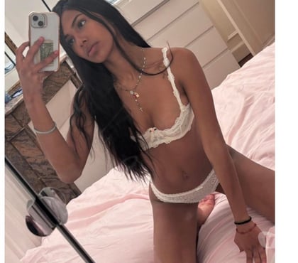 Escorts Kingfield Woking - Photos for Party girl availible for OUTCALL ONLY 🥳🩷🥰