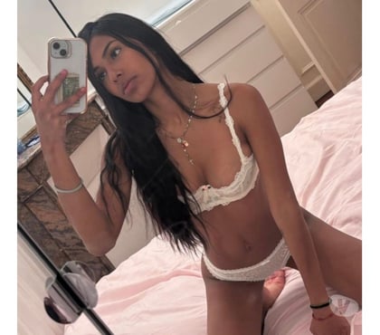 Escorts Kingfield Woking - Photos for Party girl availible for outcall 🥳🩷🥰