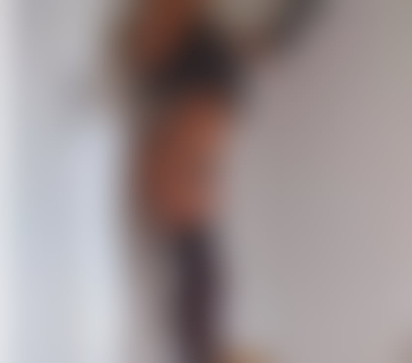 Escorts Surrey Reigate and Banstead - Photos for 🥳 girl availible for outcall only🥳🥰