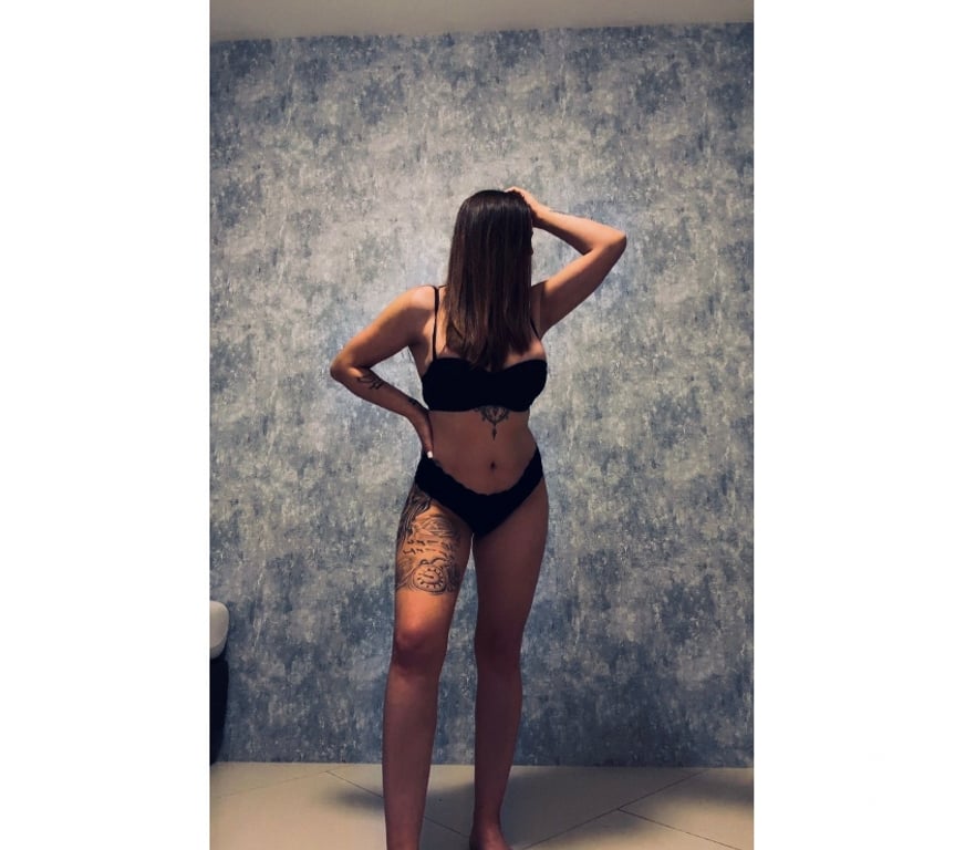Escorts North London Caledonian Road & Barnsbury Station - North London - Photos for ERIKA, NEW GIRL IN TOWN