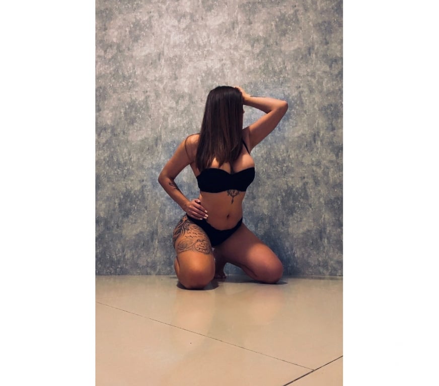 Escorts North London Caledonian Road & Barnsbury Station - North London - Photos for ERIKA, NEW GIRL IN TOWN