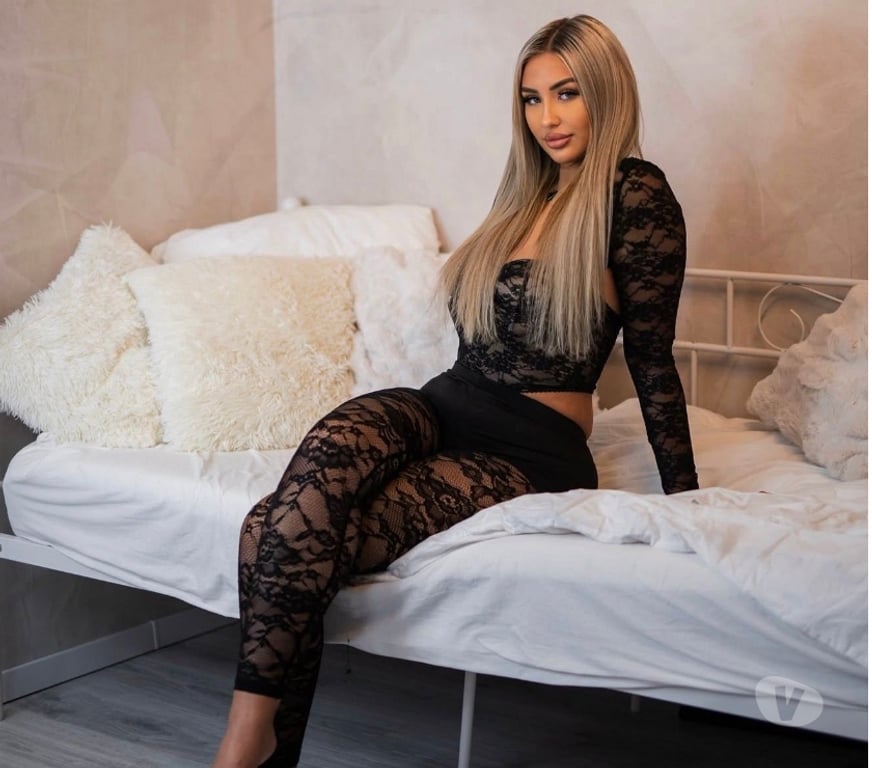 Escorts Warwickshire Nuneaton and Bedworth - Photos for Elegant Companion