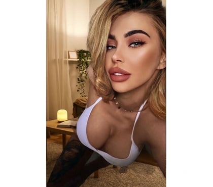 Escort Colchester City Centre Colchester - Photos for Hi Sarah new just arrived xx