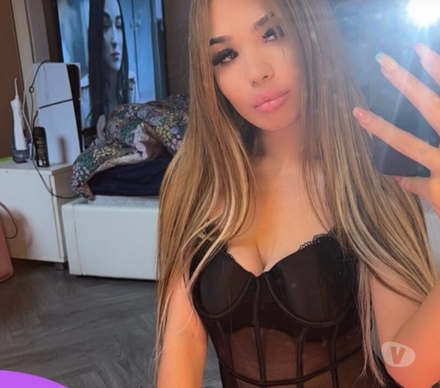 Escorts Greater Manchester Tameside - Photos for Sophisticated company with charm, class & discretion