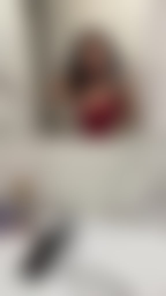 Escorts North London Wood Green Station - North London - 
