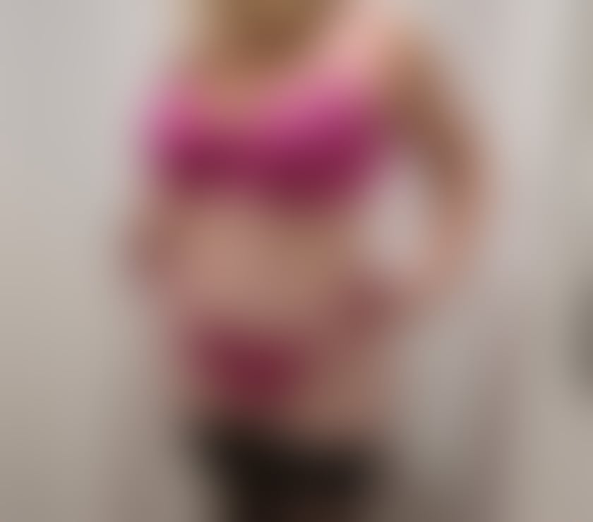 Escorts West Yorkshire Bradford - Photos for CURVY, SEXY POLISH MILF