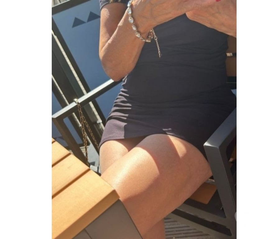 Escorts Essex Brentwood - Photos for Sara Pure Class
