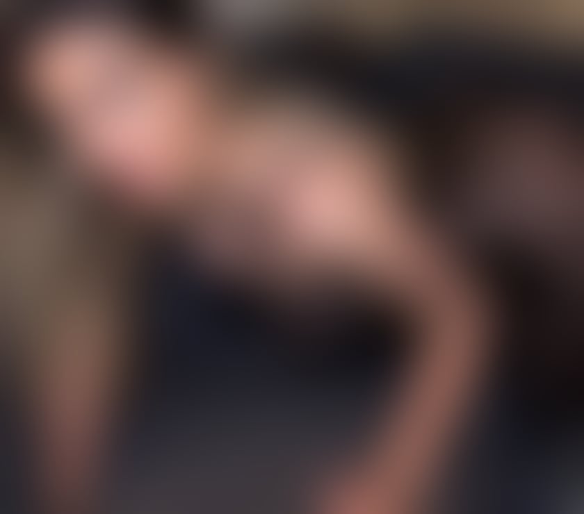 Escorts Surrey Reigate and Banstead - Photos for New girls Ella in town 🤭 BEST PARTY GIRL
