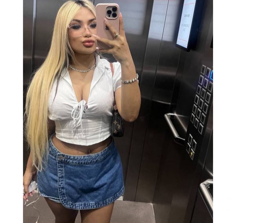 Escorts East Sussex Brighton - Photos for 🍑CAMILLE NEW IN TOWN🎉🎉 PARTY GIRL🍆