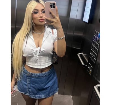 Escorts Brighton City Centre Brighton - Photos for 🍑CAMILLE NEW IN TOWN🎉🎉 PARTY GIRL🍆