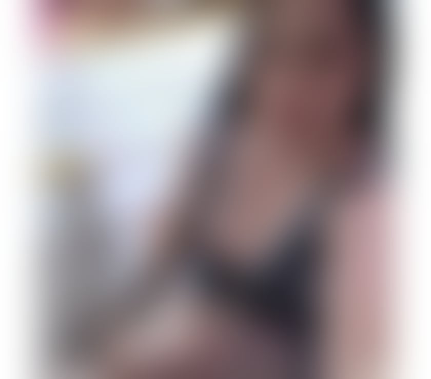 Clean ,Friendly & Professional warm personality - Discret