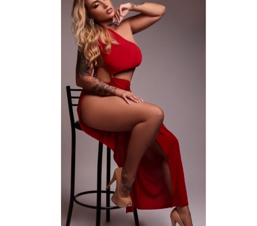 Escorts West London Hillingdon - Photos for GIRLFRIEND Best Service in Town! AMAZING X MEL